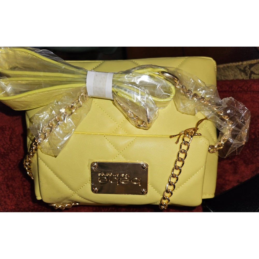 Bebe Los Angeles Quilted Crossbody Handbag Yellow Gold Chain Strap New‎ No Tags